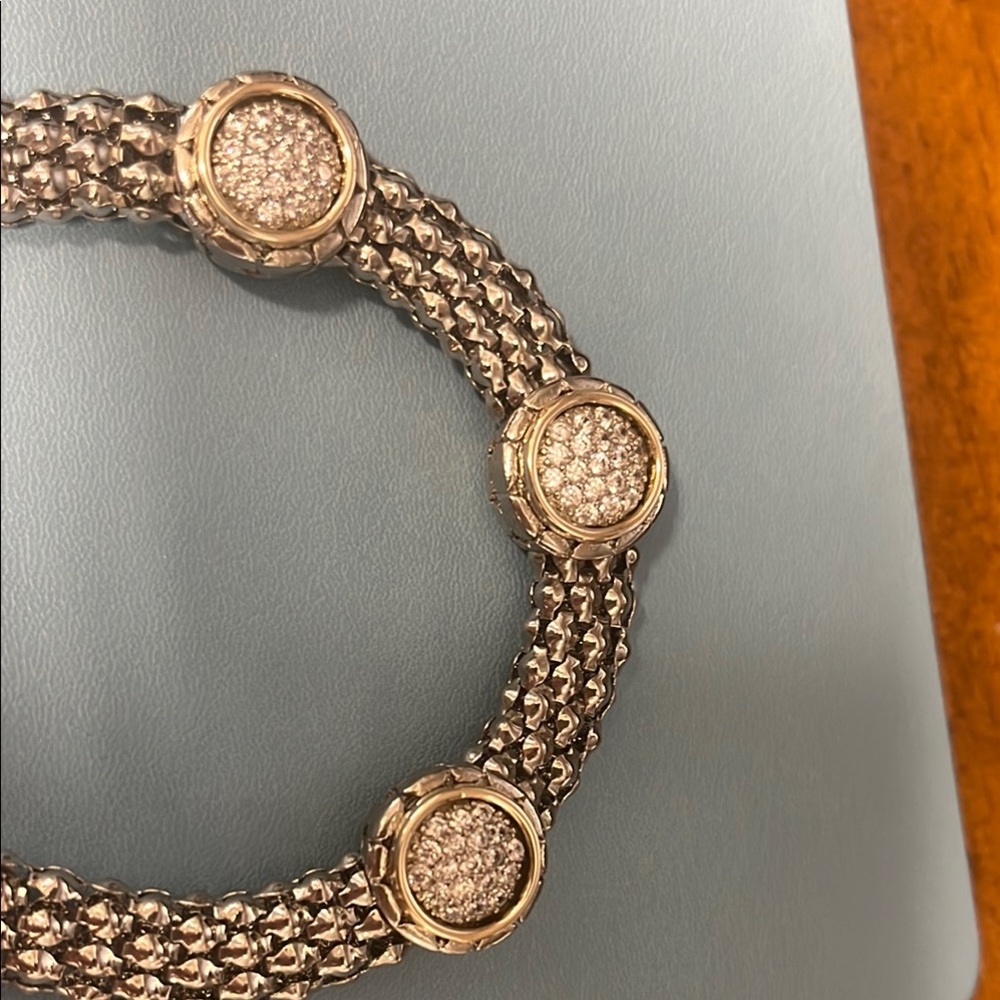 Sophisticated Silver and Gold Bracelet ~ Magnetic Closure - Picture 4 of 6